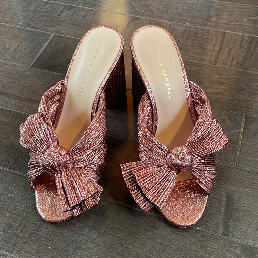 Loeffler Randall Penny Rose Pleated Bow Heel, Size 7 - Picture 8 of 16
